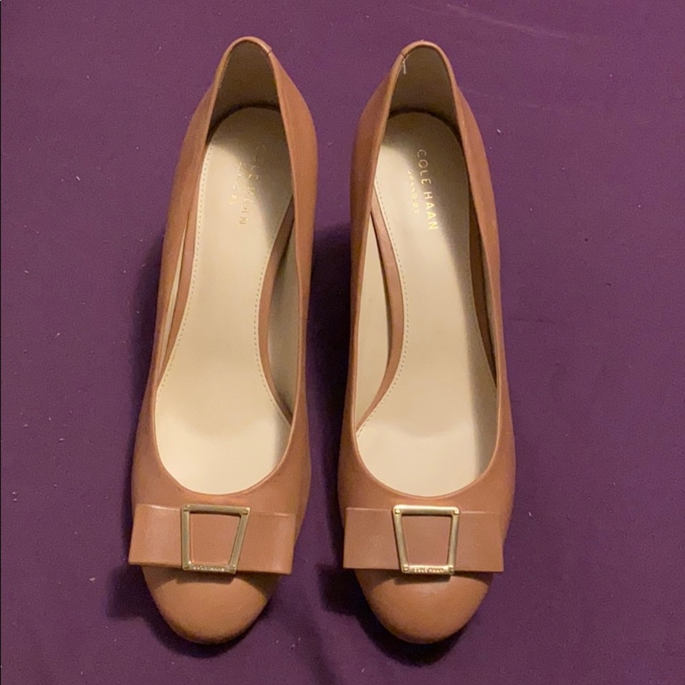 NWOT Cole Haan Grand OS leather pumps